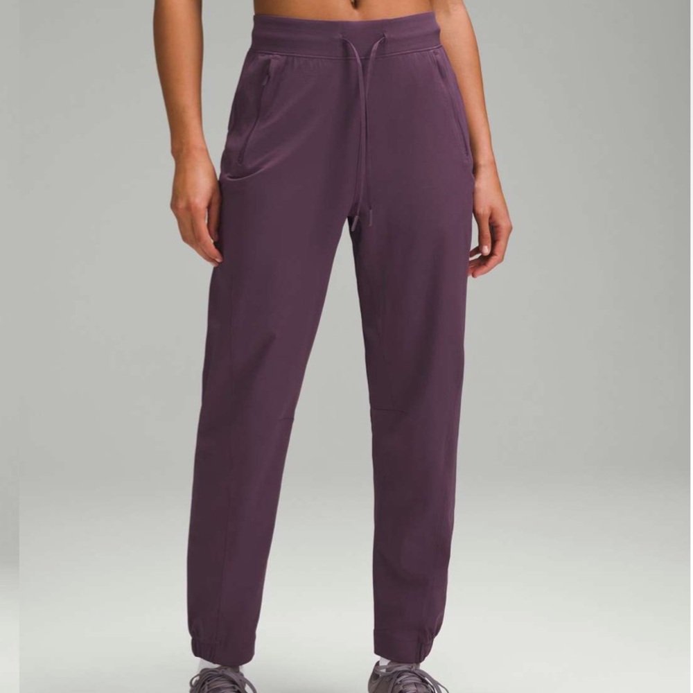 License to Train High Rise Pants in Grape Thistle Plum Purple
